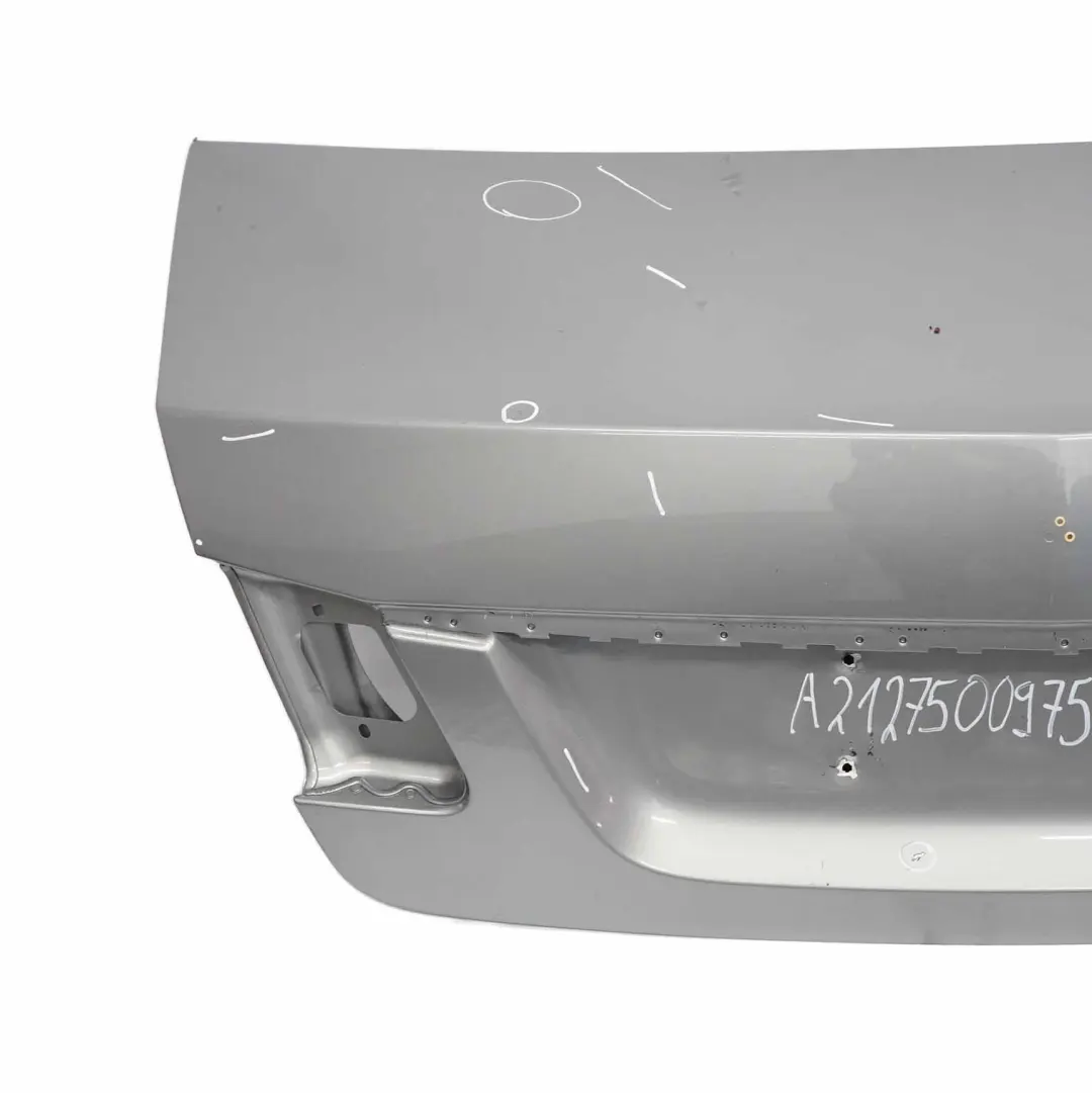 Klapa Bagażnika Palladium - 792 do Mercedes W212 o numerze A2127500975 Mercedes W212 Klapa Bagażnika Palladium - 792 - SKU A2127500975-PAL1 - Numer Części A2127500975