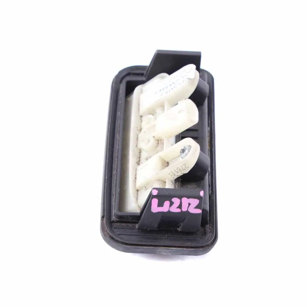 Ouvreur de hayon Bouton d'ouverture de coffre Poignée pour Mercedes W212 à propos du numéro de pièce A2127501593 Mercedes W212 Ouvreur de hayon Bouton d'ouverture de coffre Poignée - SKU A2127501593 - Numéro de pièce A2127501593