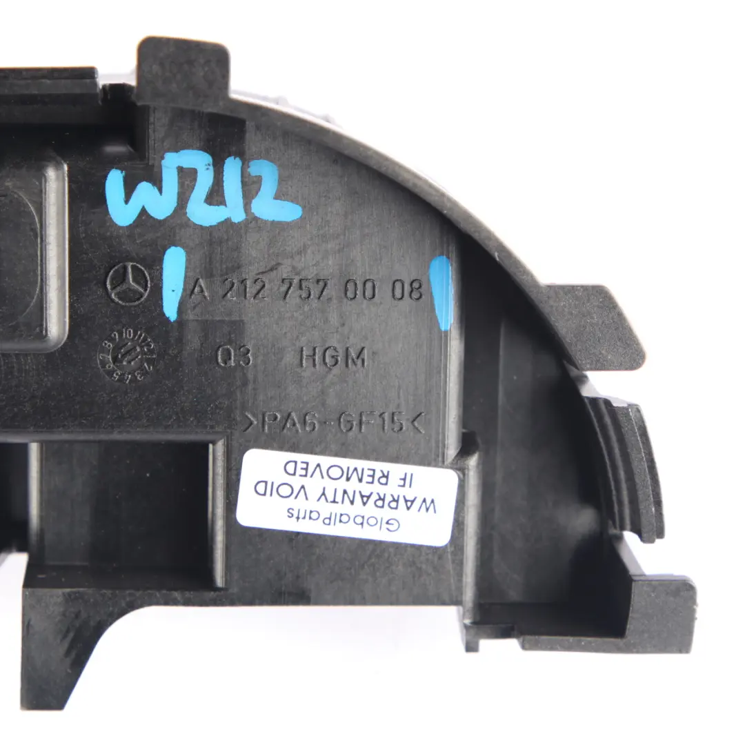 Couvercle de Verrouillage Couvercle Coffre Bagages pour Mercedes W212 à propos du numéro de pièce A2127570008 Mercedes W212 Couvercle de Verrouillage Couvercle Coffre Bagages - SKU A2127570008 - Numéro de pièce A2127570008