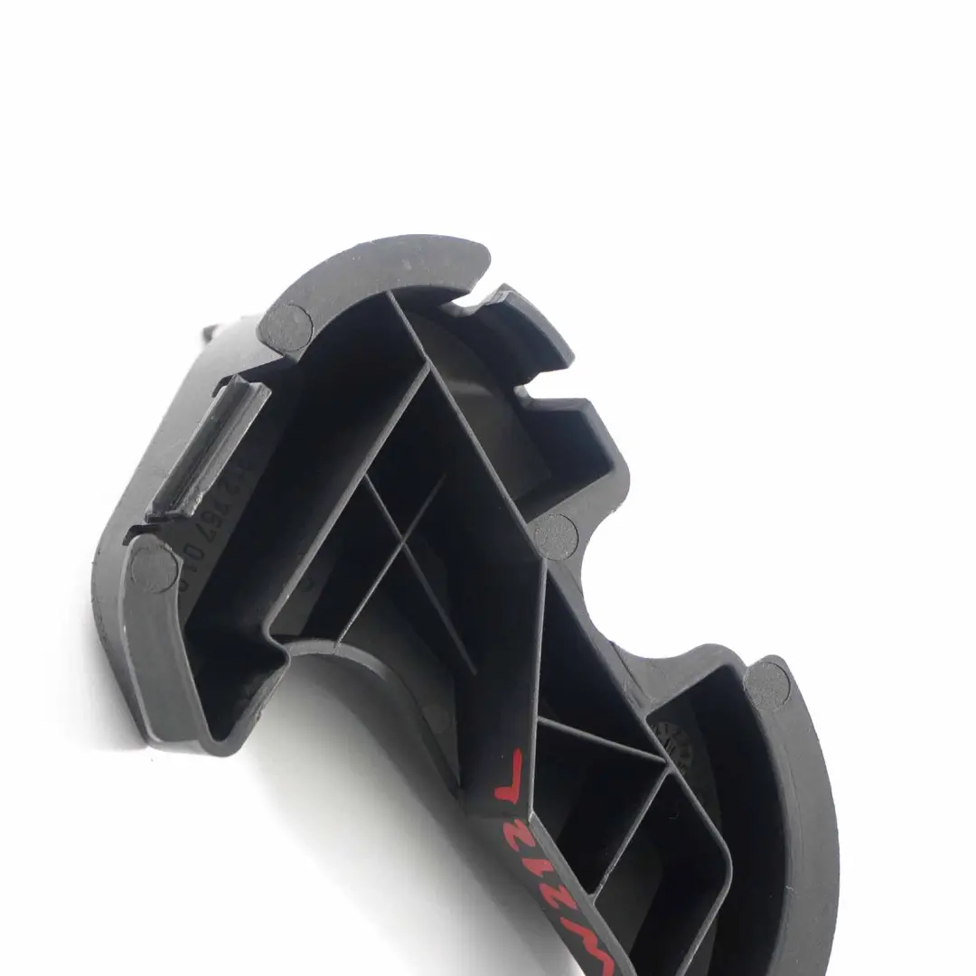 Maletero Izquierdo Embellecedor Sellado Berlina para Mercedes W212 con número de pieza A2127570108 Mercedes W212 Maletero Izquierdo Embellecedor Sellado Berlina - SKU A2127570108 - Número de pieza A2127570108