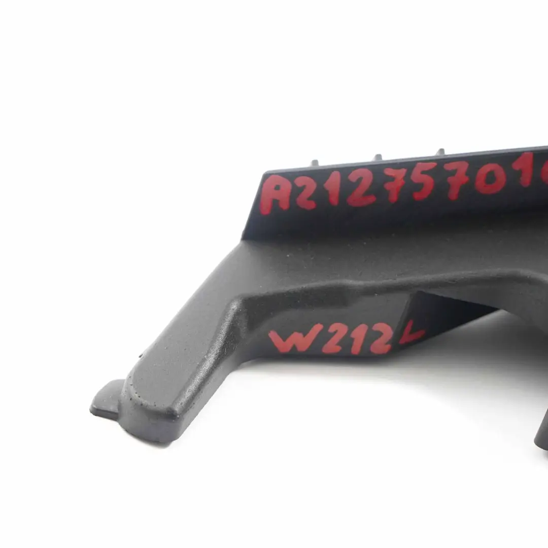 Mercedes W212 Maletero Izquierdo Embellecedor Sellado Berlina - SKU A2127570108 - Número de pieza A2127570108