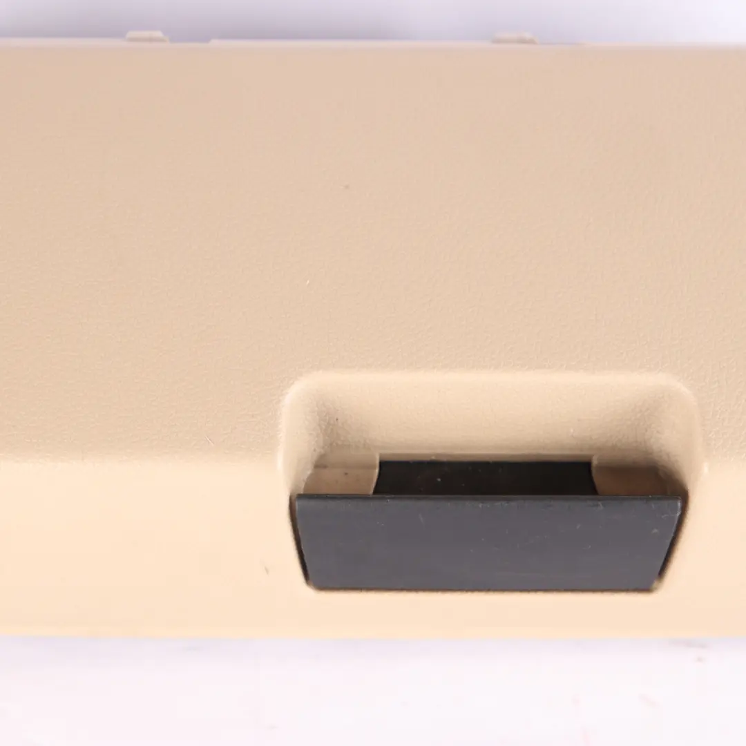 Sitz Ablage Fach Vorne Links Beige für Mercedes W212 mit Teilenummer A2128100304 Mercedes W212 Sitz Ablage Fach Vorne Links Beige - SKU A2128100304-1 - Teilenummer A2128100304