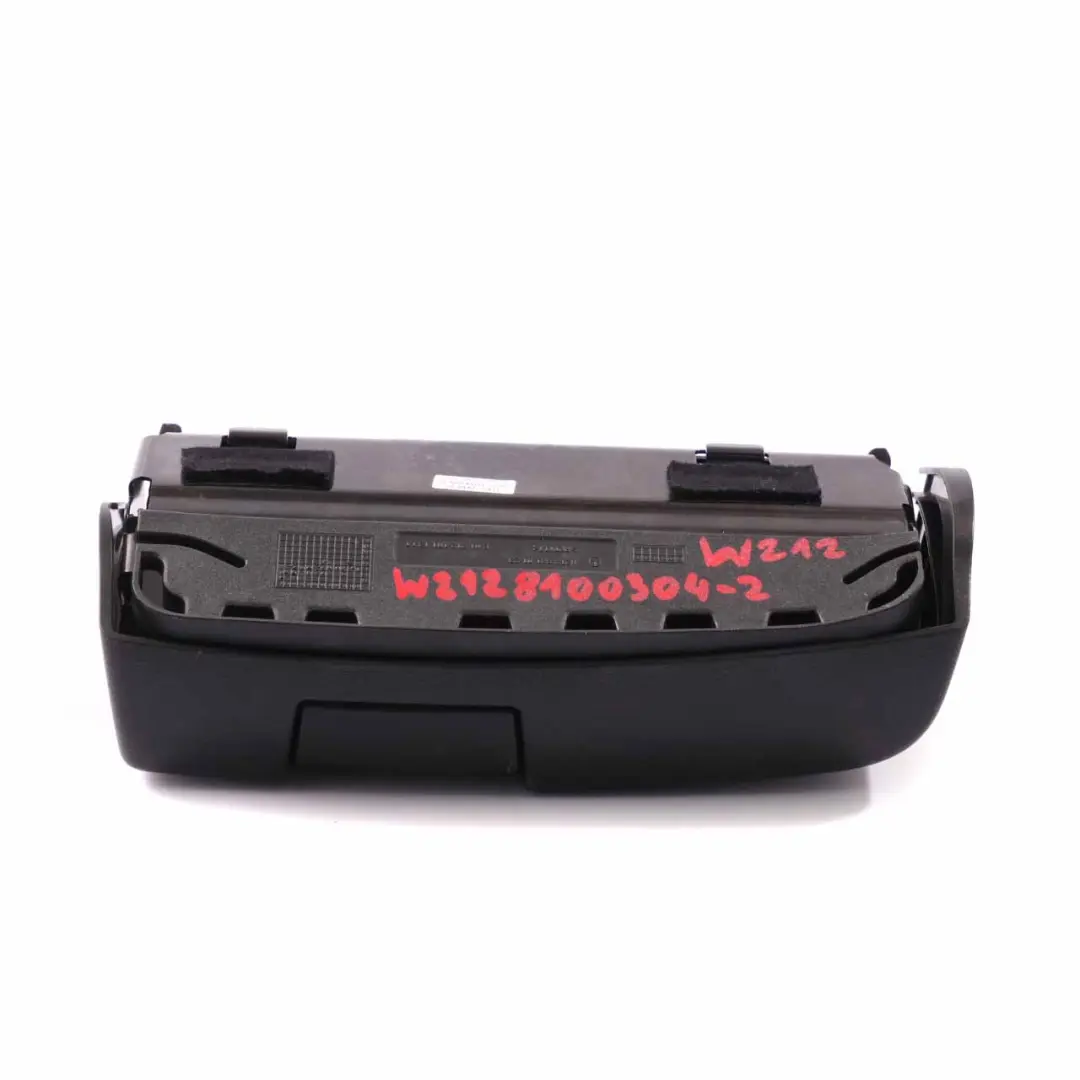 Compartimiento Almacenamiento Delantero Izquierdo para Mercedes W212 con número de pieza A2128100304 Mercedes W212 Compartimiento Almacenamiento Delantero Izquierdo - SKU A2128100304-2 - Número de pieza A2128100304