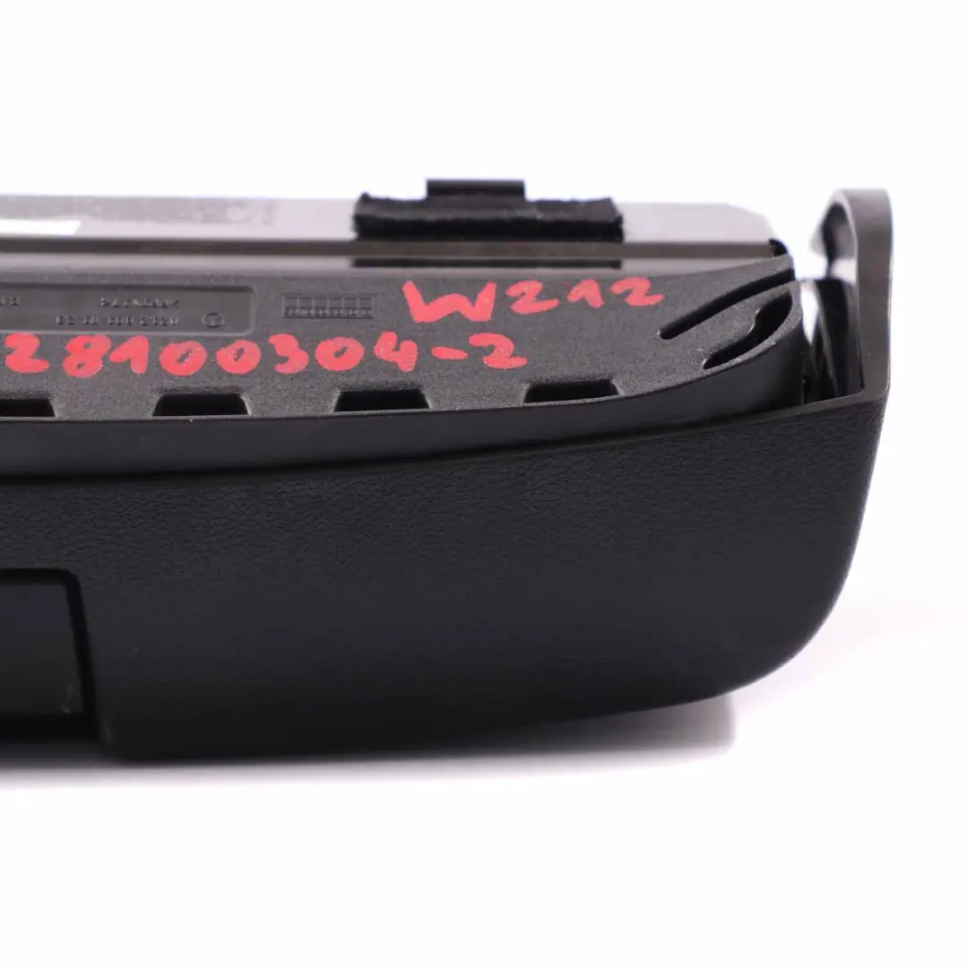 Schowek Fotela Lewy Przód Przedni do Mercedes W212 o numerze A2128100304 Mercedes W212 Schowek Fotela Lewy Przód Przedni - SKU A2128100304-2 - Numer Części A2128100304