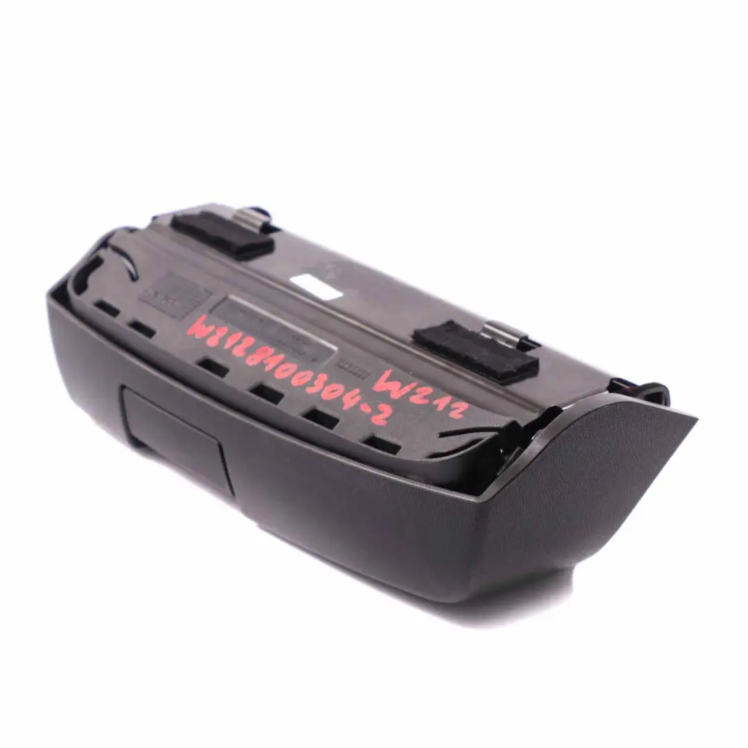 Sièges Avec Compartiment De Rangement Avant Gauche pour Mercedes W212 à propos du numéro de pièce A2128100304 Mercedes W212 Sièges Avec Compartiment De Rangement Avant Gauche - SKU A2128100304-2 - Numéro de pièce A2128100304