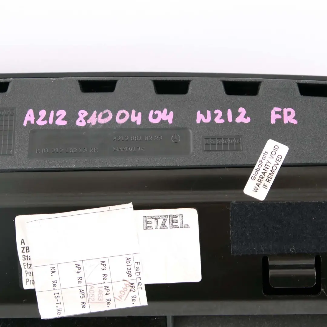 Schowek Fotela Prawy Przód Czarny do Mercedes W212 o numerze A2128100404 Mercedes W212 Schowek Fotela Prawy Przód Czarny - SKU A2128100404 - Numer Części A2128100404