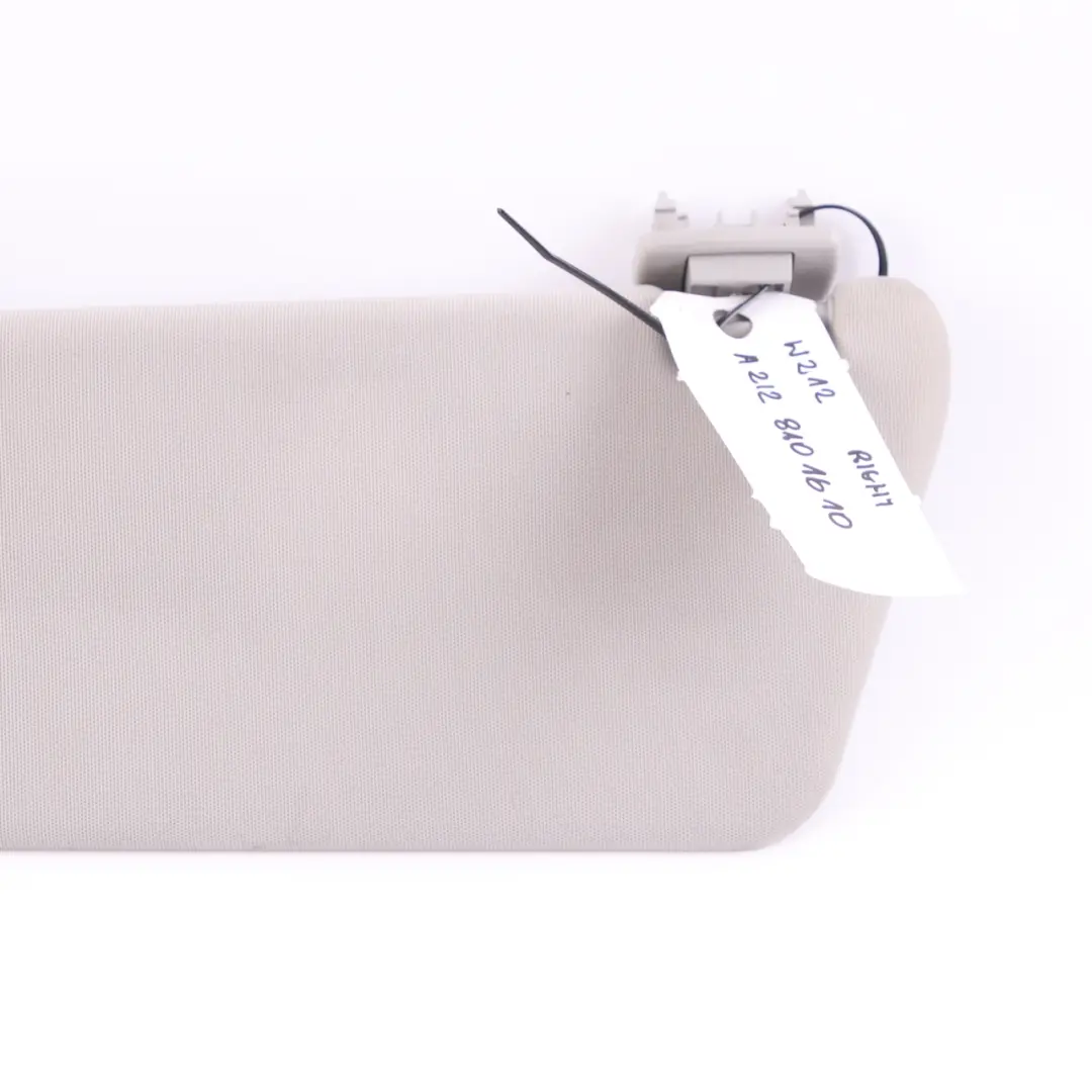 Aletta parasole Mercedes W212 Classe E Rivestimento destroanteriore Grigio per con numero di parte A2128101610 Aletta parasole Mercedes W212 Classe E Rivestimento destroanteriore Grigio - SKU A2128101610 - Numero di parte A2128101610