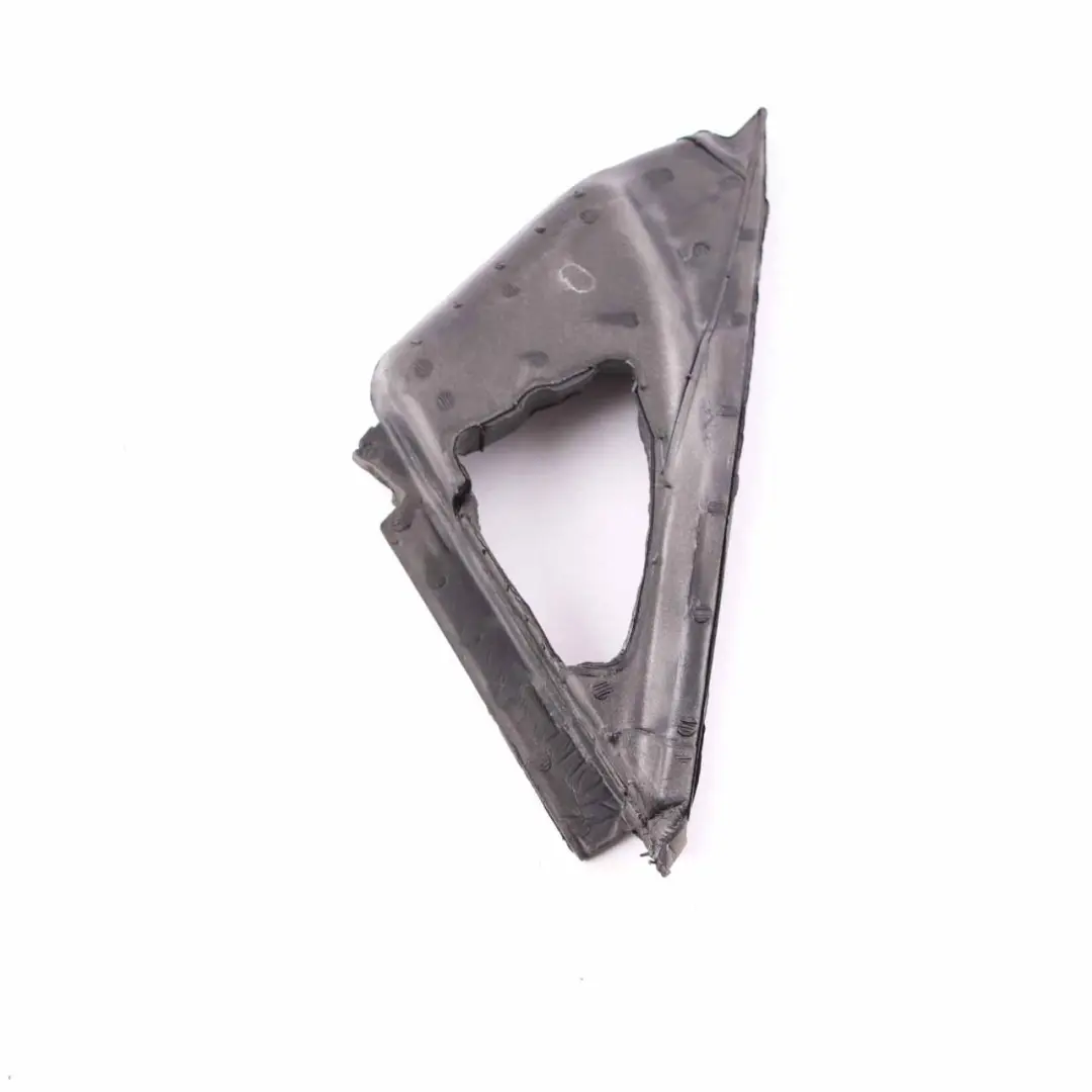 Guarnizione Specchietto Isolante Destro Triangolo per Mercedes W212 con numero di parte A2128110298 Mercedes W212 Guarnizione Specchietto Isolante Destro Triangolo - SKU A2128110298 - Numero di parte A2128110298
