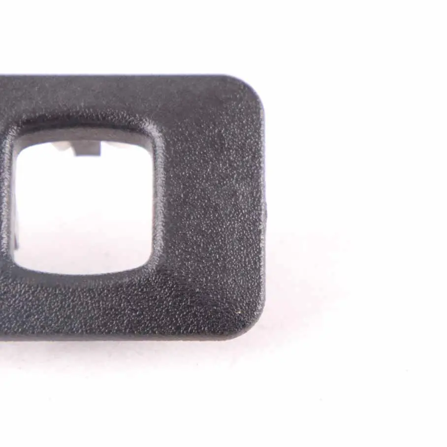 Listwa Osłona Nadkola do Mercedes W212 o numerze A2128120105 Mercedes W212 Listwa Osłona Nadkola - SKU A2128120105 - Numer Części A2128120105