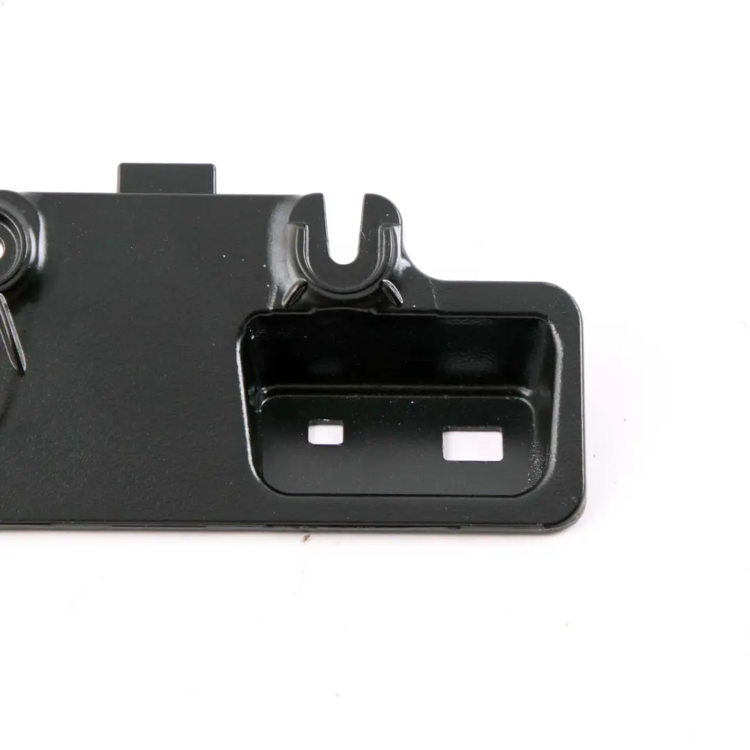 Mercedes W212 Support Montage Intérieur Poignée Gauche Droite - SKU A2128150331 - Numéro de pièce A2128150331