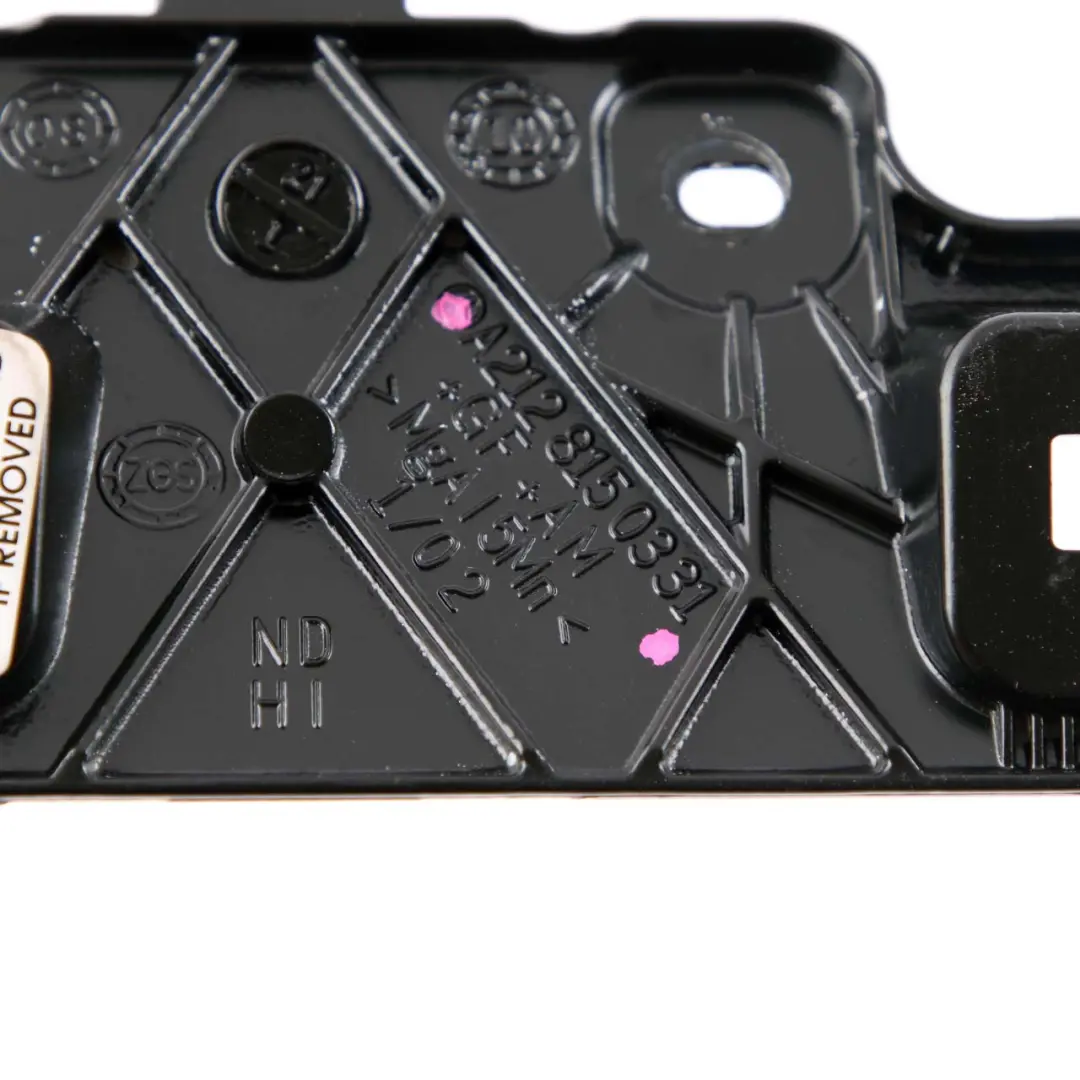 Mercedes W212 Support Montage Intérieur Poignée Gauche Droite - SKU A2128150331 - Numéro de pièce A2128150331