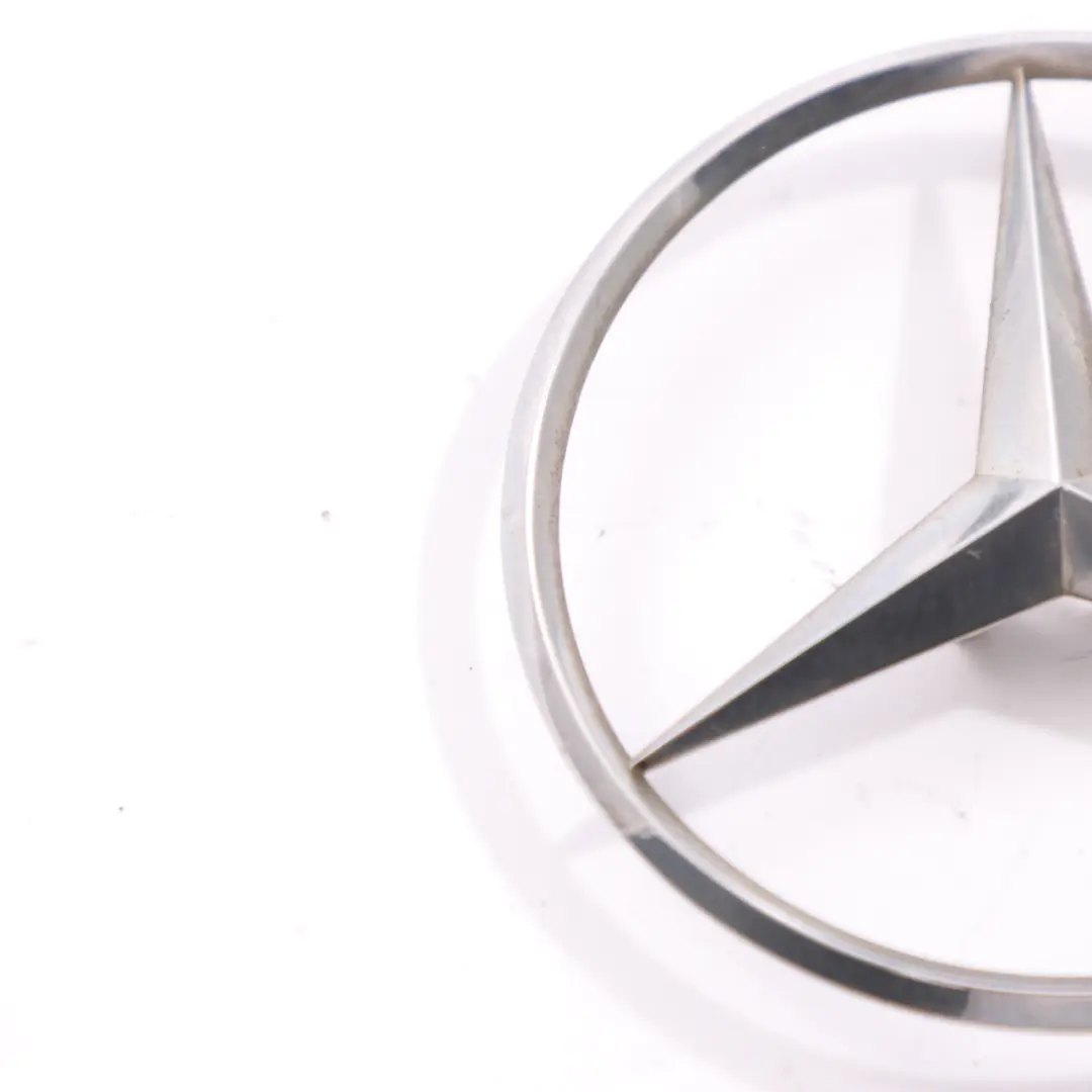 Stemma Bagagliaio Mercedes S212 Logo Stella Portellone Posteriore, per con numero di parte A2128170116 Stemma Bagagliaio Mercedes S212 Logo Stella Portellone Posteriore, - SKU A2128170116 - Numero di parte A2128170116