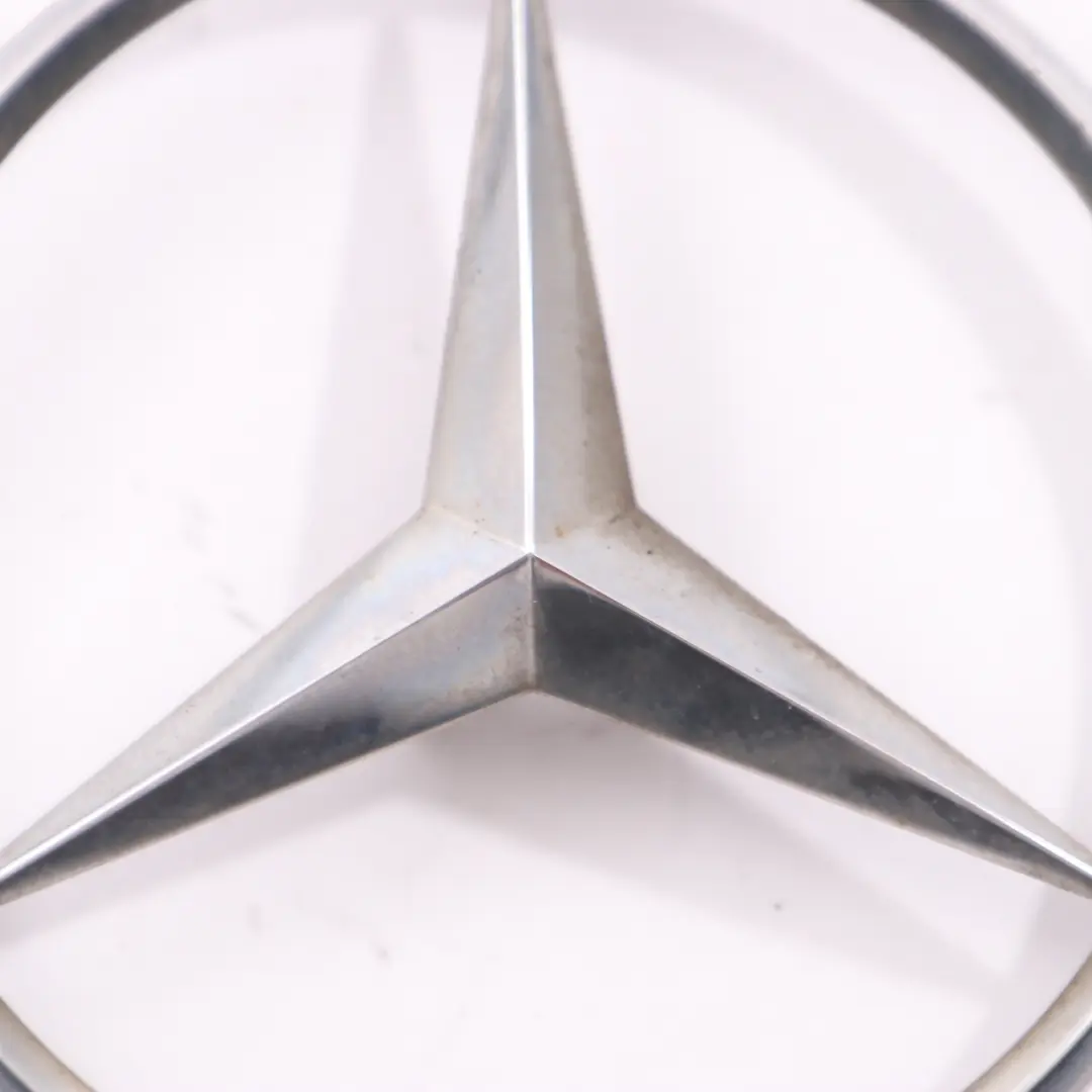 Stemma Bagagliaio Mercedes S212 Logo Stella Portellone Posteriore, per con numero di parte A2128170116 Stemma Bagagliaio Mercedes S212 Logo Stella Portellone Posteriore, - SKU A2128170116 - Numero di parte A2128170116