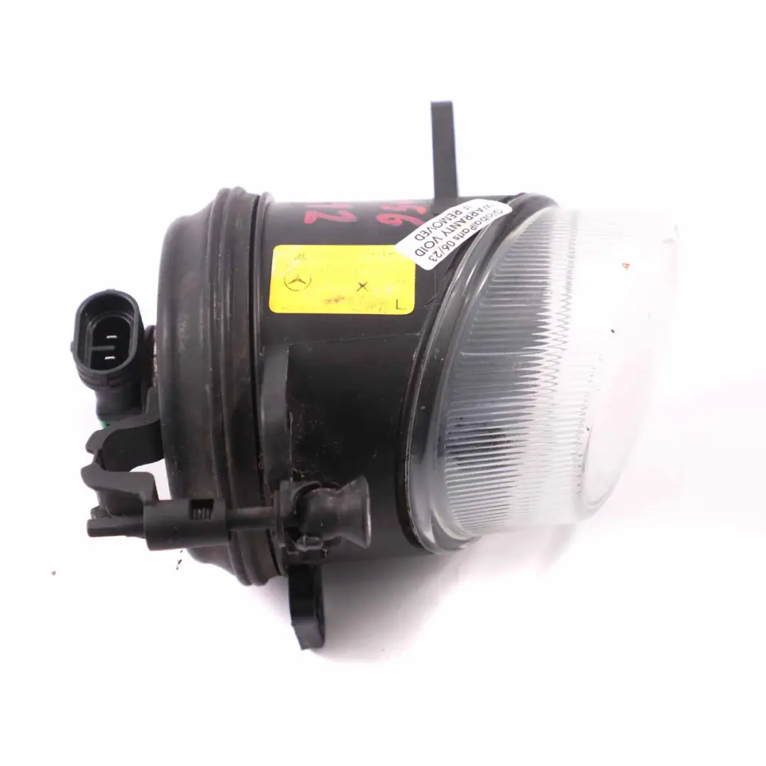  Luz antiniebla Mercedes W204 W212 parachoques delantera izquierda - SKU A2128200956 - Número de pieza A2128200956