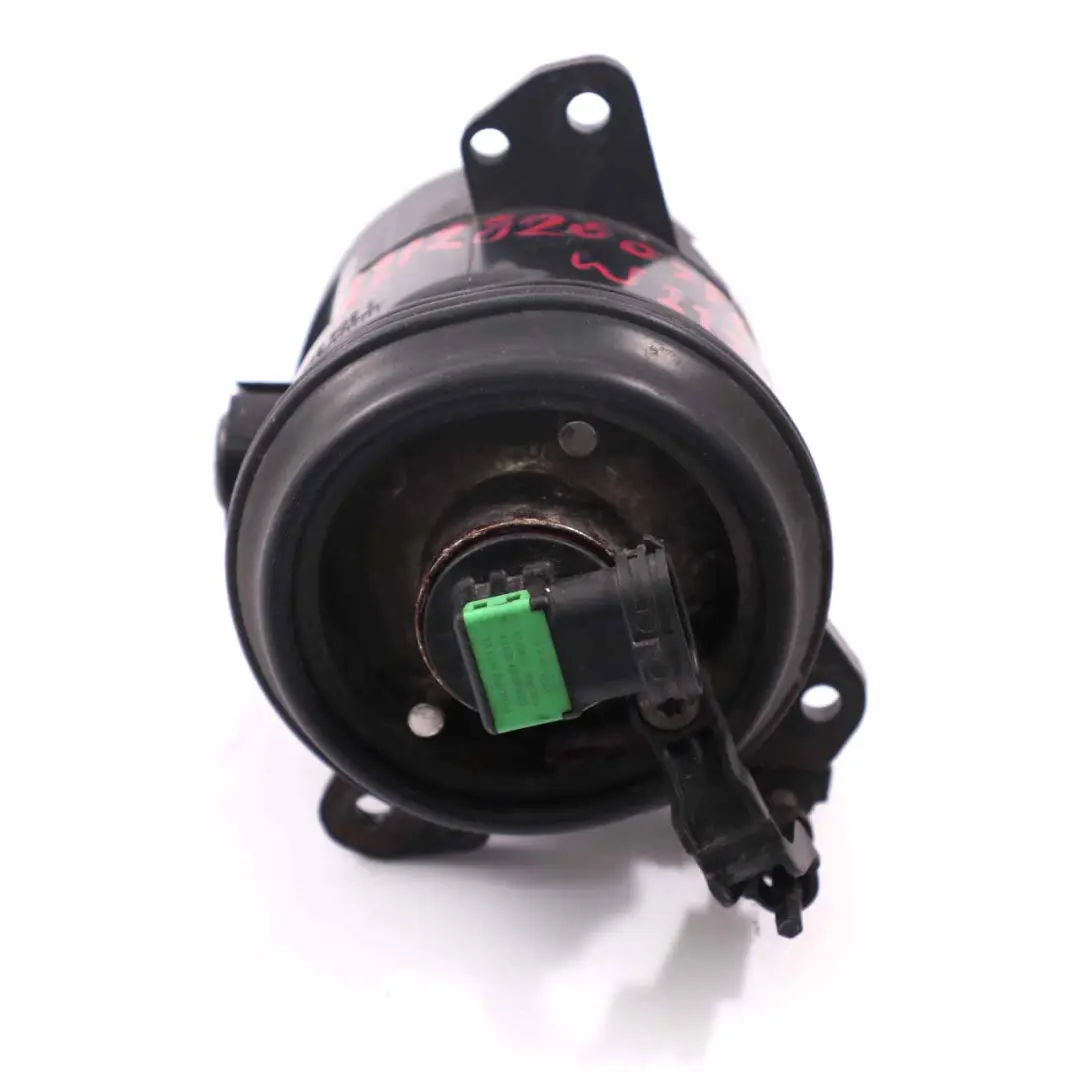 Fendinebbia Mercedes W204 W212 Luce paraurti anteriore sinistra per con numero di parte A2128200956 Fendinebbia Mercedes W204 W212 Luce paraurti anteriore sinistra - SKU A2128200956 - Numero di parte A2128200956