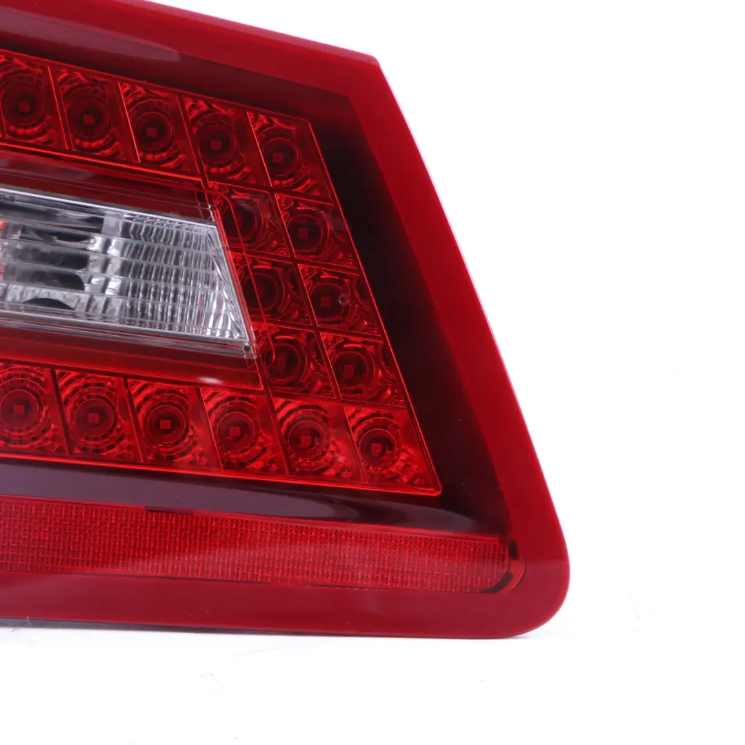 Lampa Posteriore Mercedes S212 Estate Sinistra Portellone Bagagliaio per con numero di parte A2128200964 Lampa Posteriore Mercedes S212 Estate Sinistra Portellone Bagagliaio - SKU A2128200964 - Numero di parte A2128200964