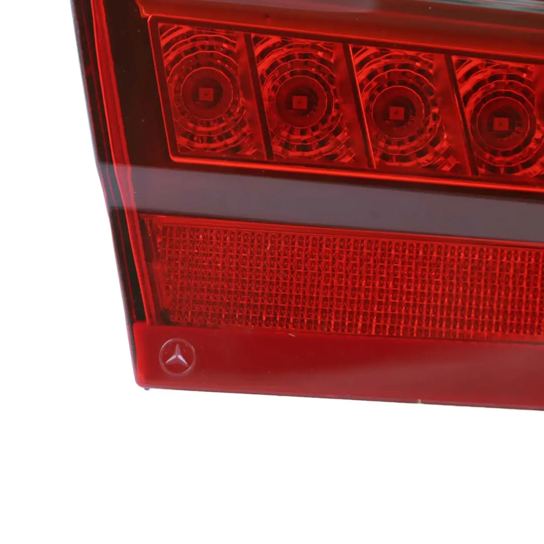 Rück Leuchte Mercedes S212 Estate Links Koffer Raum Heckklappe für mit Teilenummer A2128200964 Rück Leuchte Mercedes S212 Estate Links Koffer Raum Heckklappe - SKU A2128200964 - Teilenummer A2128200964