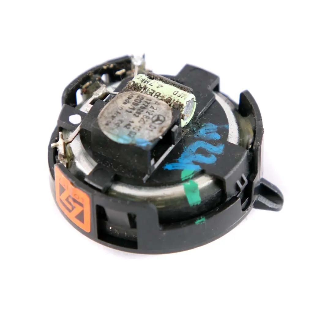 Mercedes W204 W212 W221 Tweeter Logic7 Puerta Delantera Izquierda - SKU A2128201002 - Número de pieza A2128201002