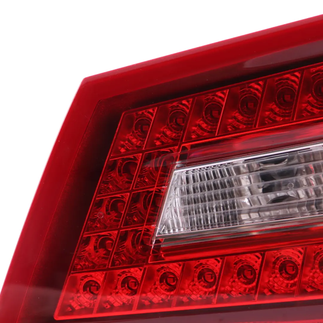 Mercedes S212 Estate Lampa W Klapę Tylna Prawa Tył Prawy - SKU A2128201064 - Numer Części A2128201064
