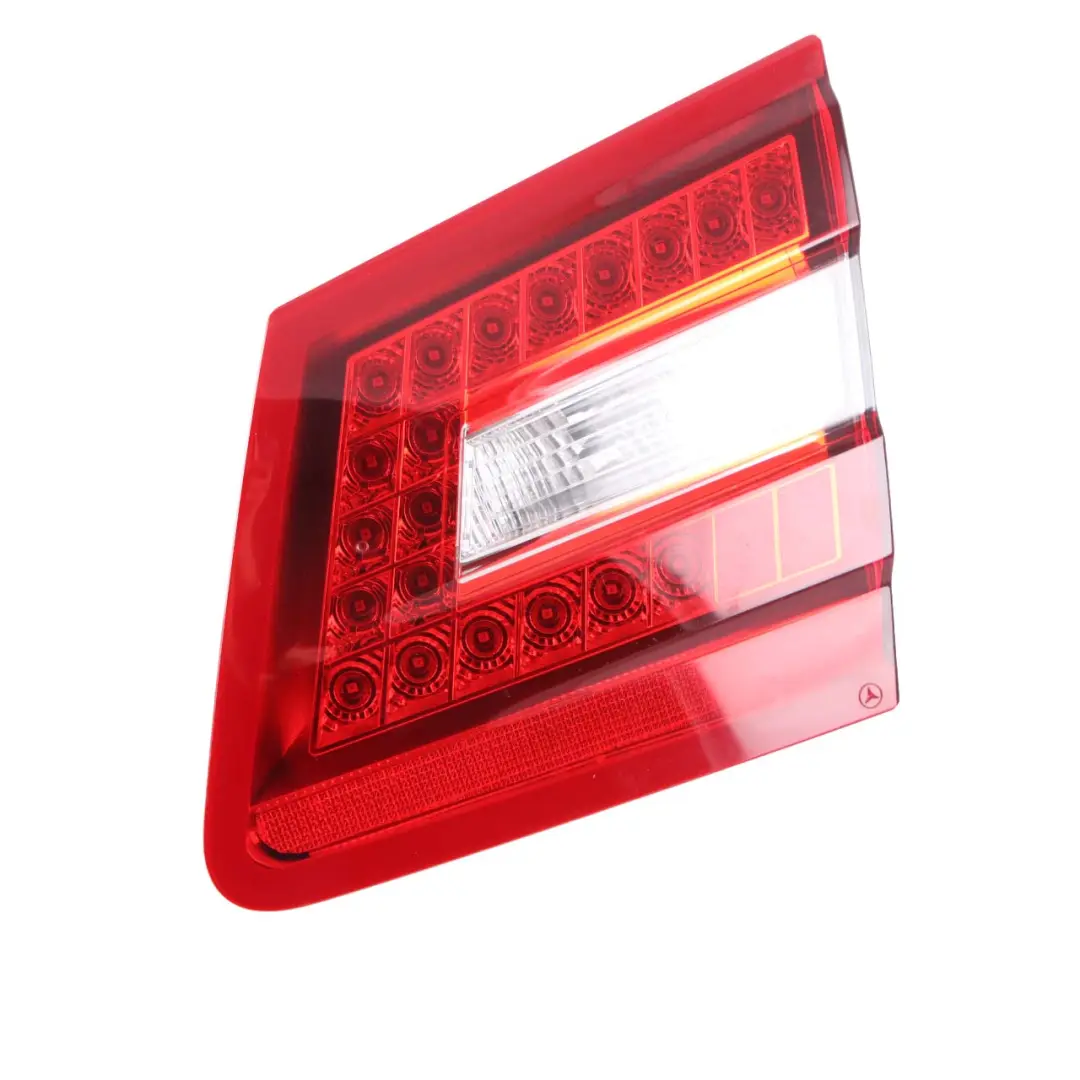 Mercedes S212 Estate Lampa W Klapę Tylna Prawa Tył Prawy - SKU A2128201064 - Numer Części A2128201064