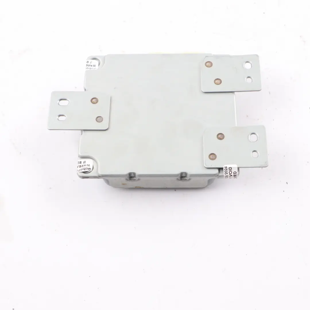 Reversing Rear View Camera Control Unit Module to Mercedes W212 with Part number A2128201085 Mercedes W212 Reversing Rear View Camera Control Unit Module - SKU A2128201085 - Part number A2128201085