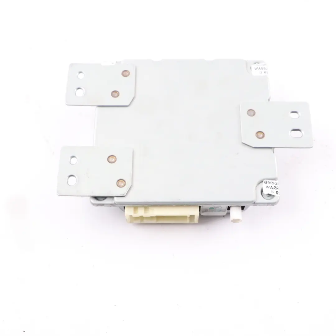 Reversing Rear View Camera Control Unit Module to Mercedes W212 with Part number A2128201085 Mercedes W212 Reversing Rear View Camera Control Unit Module - SKU A2128201085 - Part number A2128201085