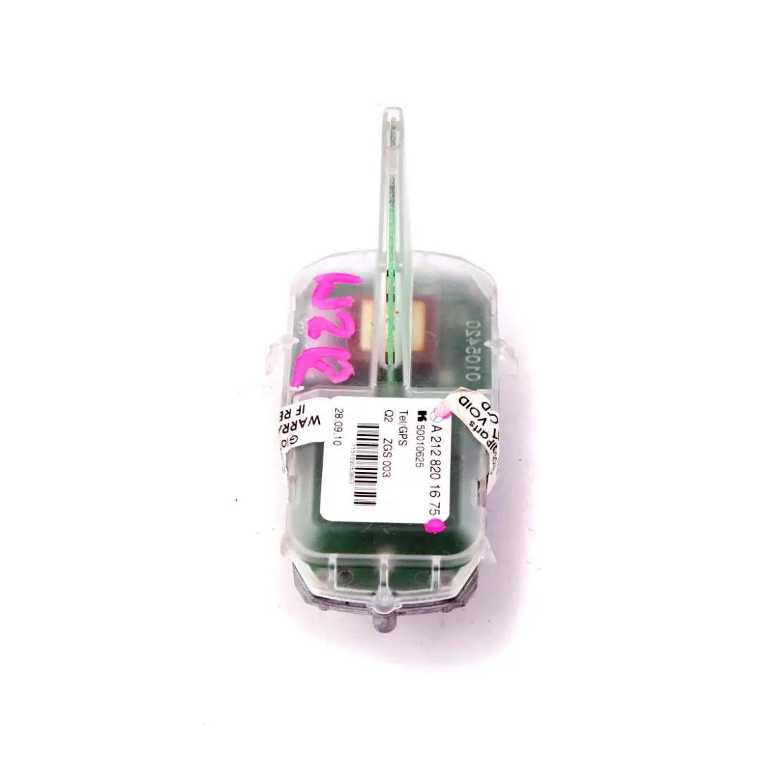 Mercedes W212 Antenne De Toit Requin Base De L'antenne - SKU A2128201675 - Numéro de pièce A2128201675
