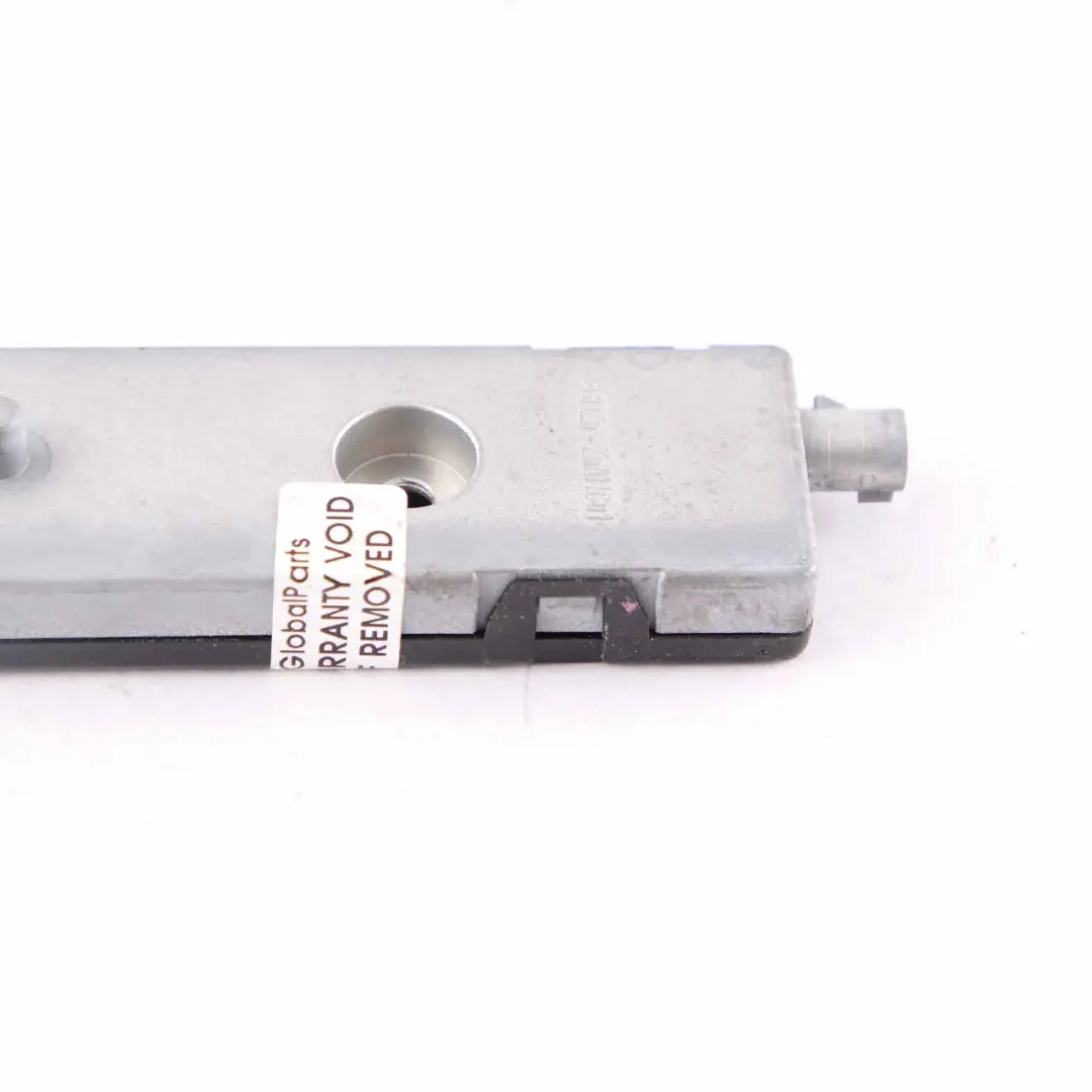 Antenne Antennenmodul Verstärker Heckscheibe Links für Mercedes W212 mit Teilenummer A2128202289 Mercedes W212 Antenne Antennenmodul Verstärker Heckscheibe Links - SKU A2128202289 - Teilenummer A2128202289