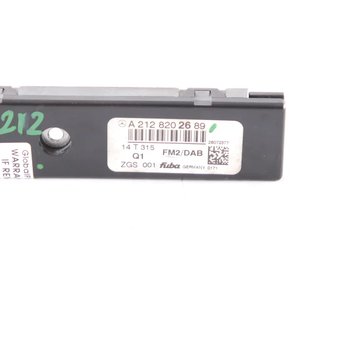 Antenna Amplifier Mercedes W212 CLS W218 Aerial Module Control Unit to with Part number A2128202689 Antenna Amplifier Mercedes W212 CLS W218 Aerial Module Control Unit - SKU A2128202689 - Part number A2128202689