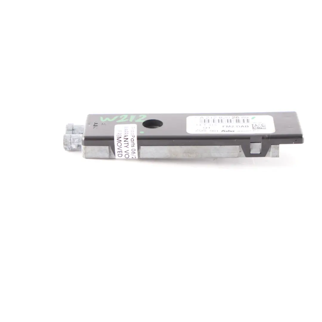 Amplificatore antenna Mercedes W212 CLS W218 Modulo Unità controllo per con numero di parte A2128202689 Amplificatore antenna Mercedes W212 CLS W218 Modulo Unità controllo - SKU A2128202689 - Numero di parte A2128202689