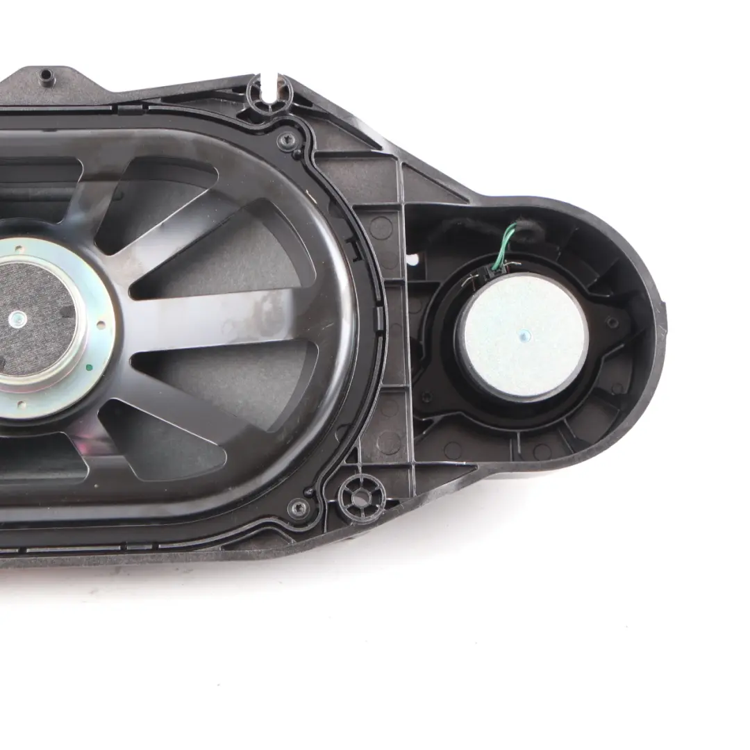 W218 Haut-parleur étagère colis arrière droit coffre pour Mercedes à propos du numéro de pièce A2128203502 Mercedes W218 Haut-parleur étagère colis arrière droit coffre - SKU A2128203502 - Numéro de pièce A2128203502