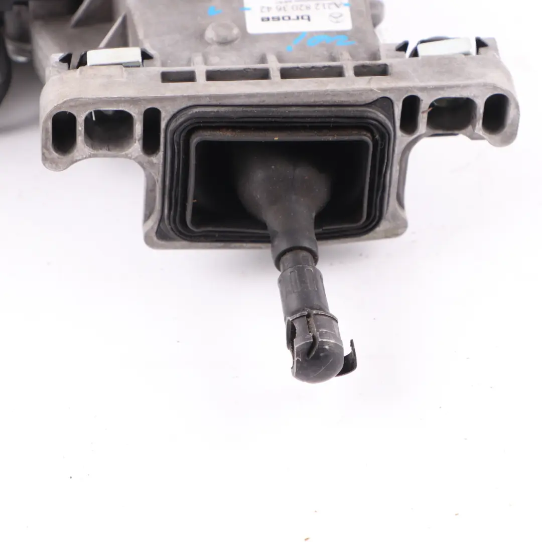 Unidad control motor elevador puerta trasera maletero para Mercedes W212 con número de pieza A2128203642 Mercedes W212 Unidad control motor elevador puerta trasera maletero - SKU A2128203642-1 - Número de pieza A2128203642