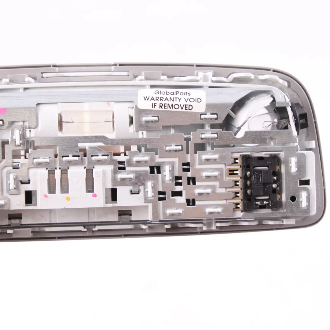 Luz Interior Trasera Lámpara Techo Clase E para Mercedes W212 con número de pieza A2128205001 Mercedes W212 Luz Interior Trasera Lámpara Techo Clase E - SKU A2128205001 - Número de pieza A2128205001