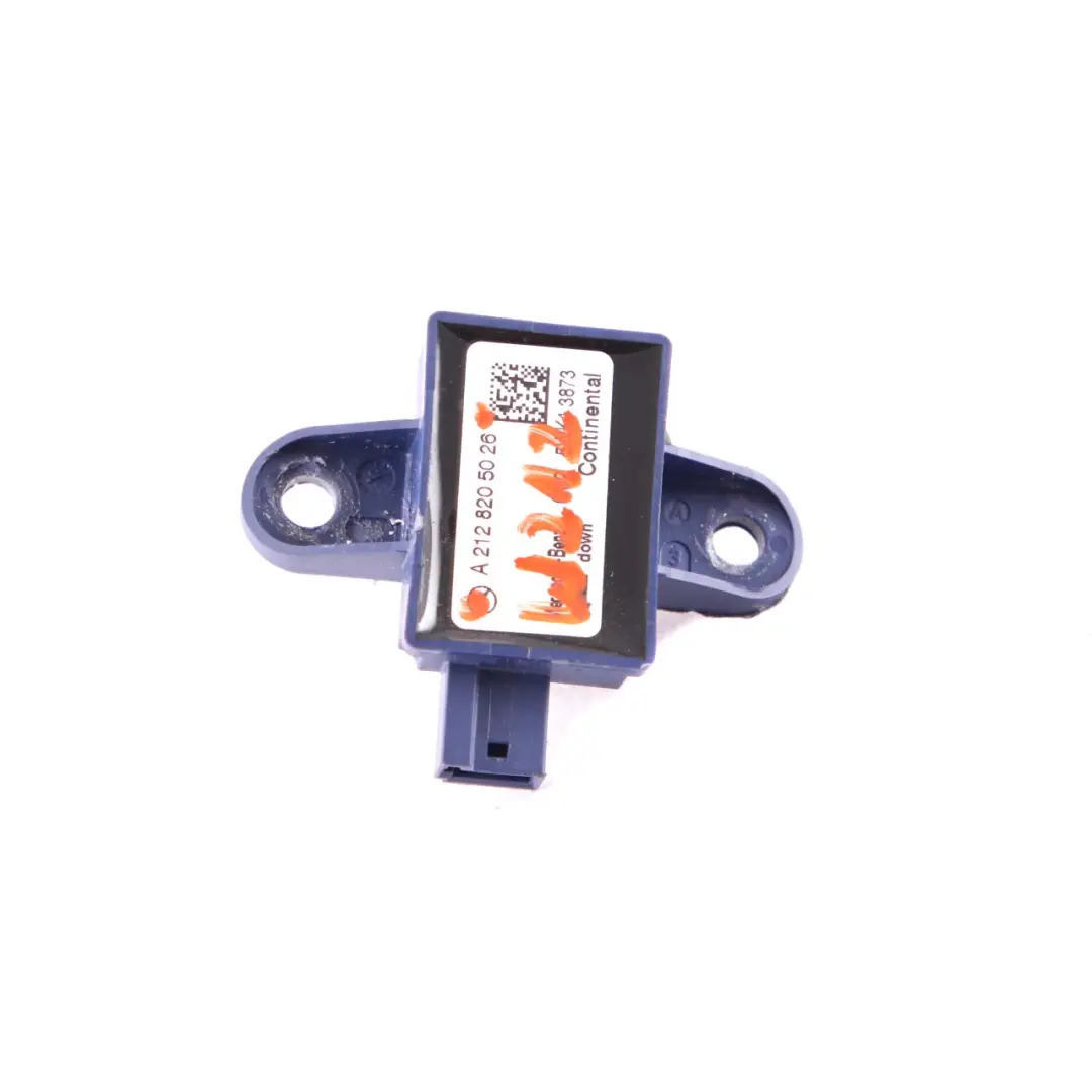 Mercedes W212 Sensor de impacto Puerta Izquierda Derecha - SKU A2128205026 - Número de pieza A2128205026