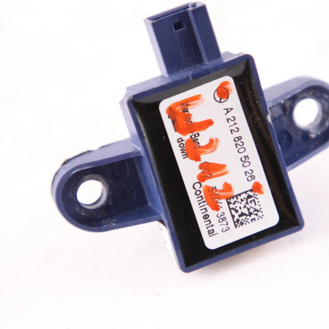 Sensore D'urto Porta Sinistra Destra per Mercedes W212 con numero di parte A2128205026 Mercedes W212 Sensore D'urto Porta Sinistra Destra - SKU A2128205026 - Numero di parte A2128205026