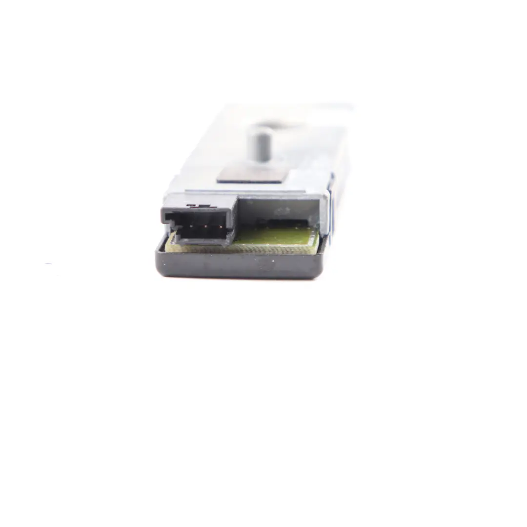  Antenne Amplificateur Mercedes W212 AM FM DAB Aerial Module Unit - SKU A2128205389 - Numéro de pièce A2128205389
