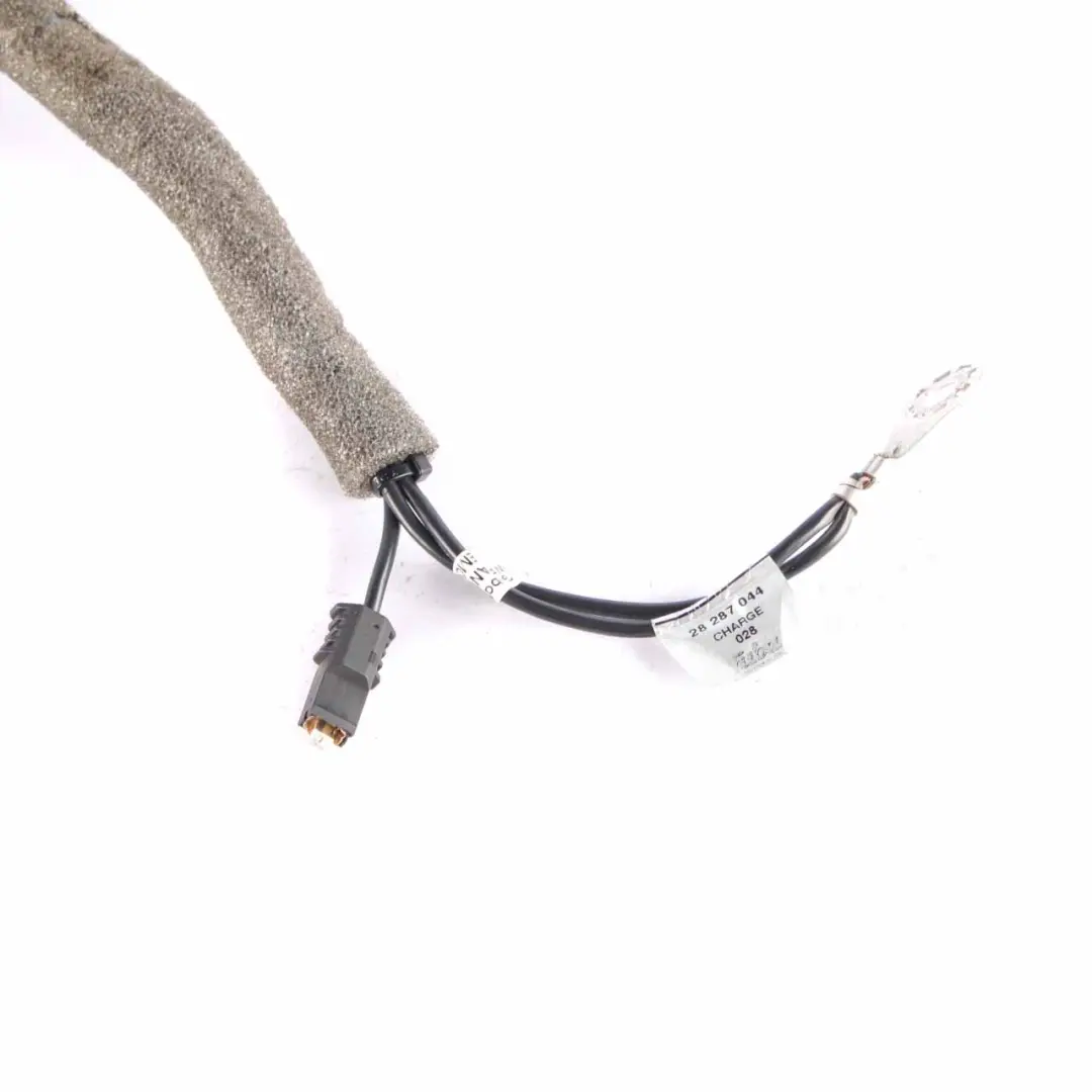  Circuit Antenne Mercedes W212 Trap Aerial Amplifier Noise Filter - SKU A2128208289 - Numéro de pièce A2128208289