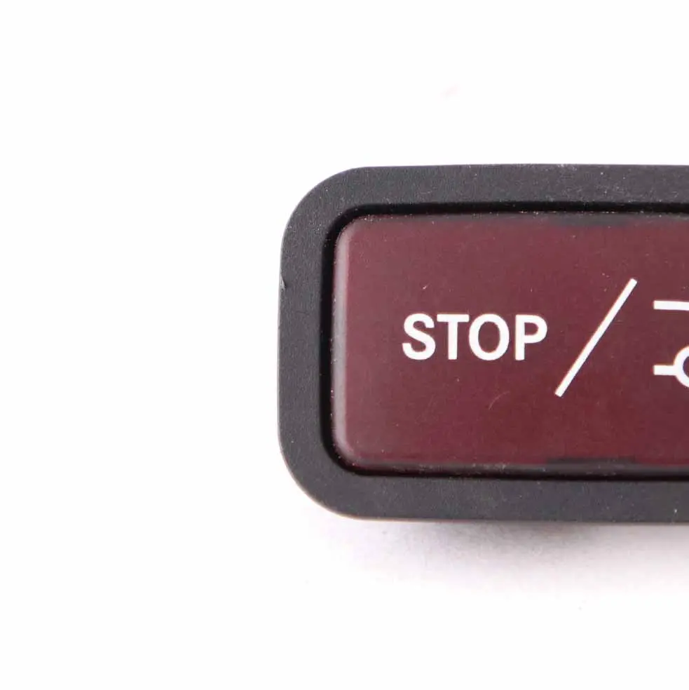 Mercedes W212 Bouton de commande l'interrupteur du hayon du coffre - SKU A2128210651 - Numéro de pièce A2128210651