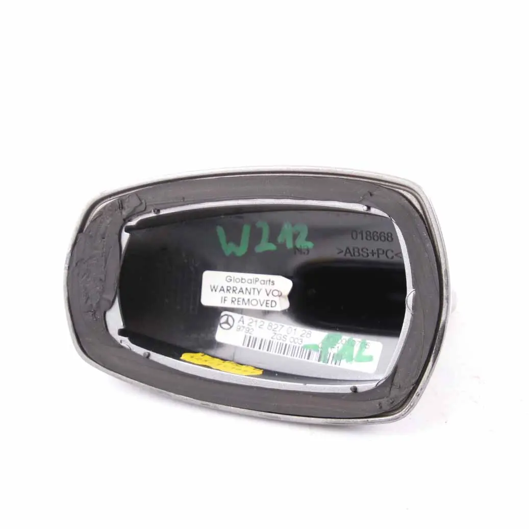 Antena de Techo Mercedes W212 Shark Trim Panel Palladium Silver792 para con número de pieza A2128270128 Antena de Techo Mercedes W212 Shark Trim Panel Palladium Silver792 - SKU A2128270128-PAL - Número de pieza A2128270128