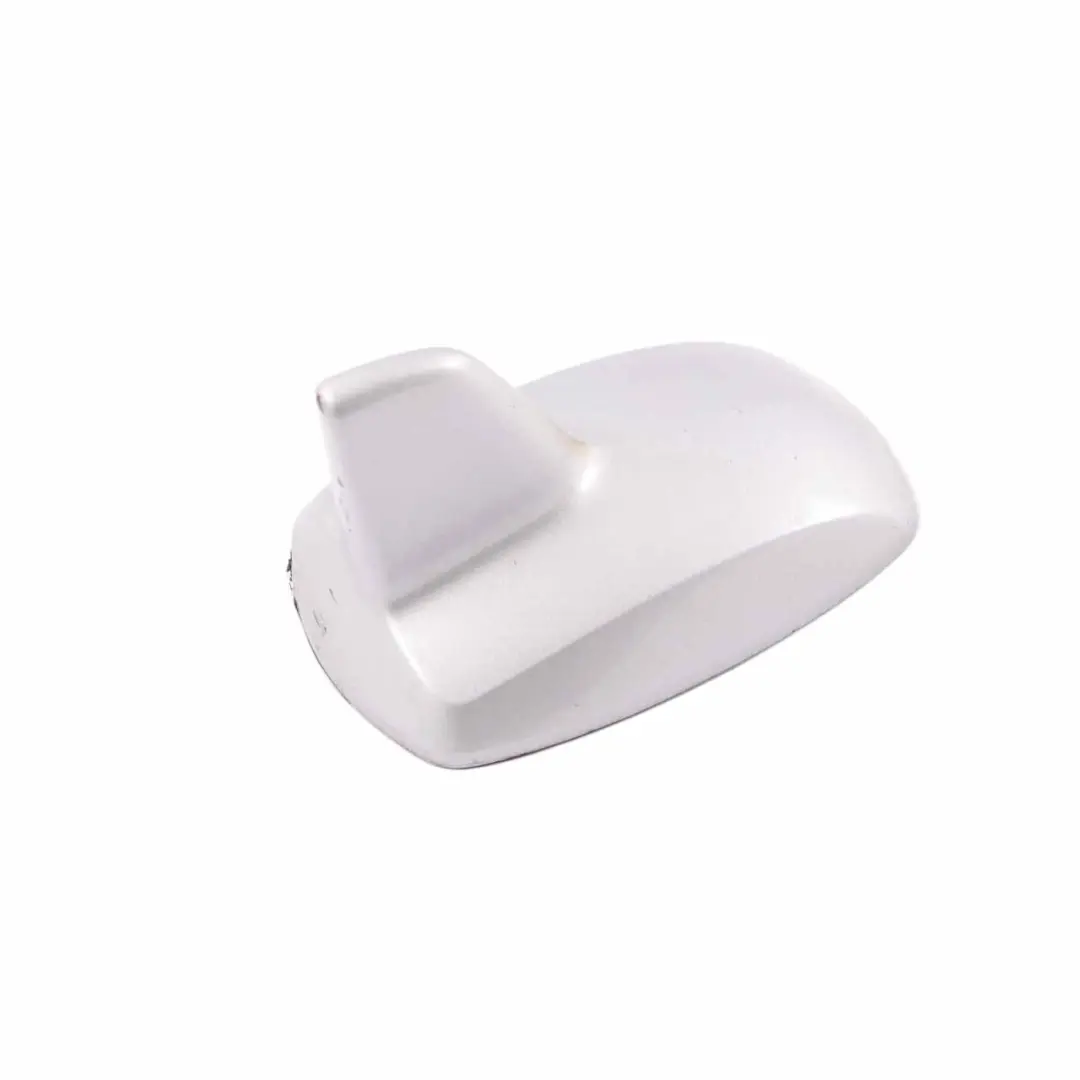 Roof Antenna Shark Iridium Silver Metallic 775 E-Class to Mercedes W212 with Part number A2128270228 Mercedes W212 Roof Antenna Shark Iridium Silver Metallic 775 E-Class - SKU A2128270228-IRS - Part number A2128270228