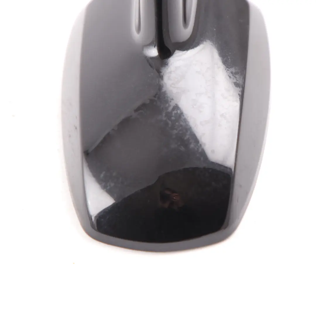 Copertura antenna tetto Shark Obsidian Black per Mercedes W212 Estate con numero di parte A2128270228 Mercedes W212 Estate Copertura antenna tetto Shark Obsidian Black - SKU A2128270228-OB - Numero di parte A2128270228