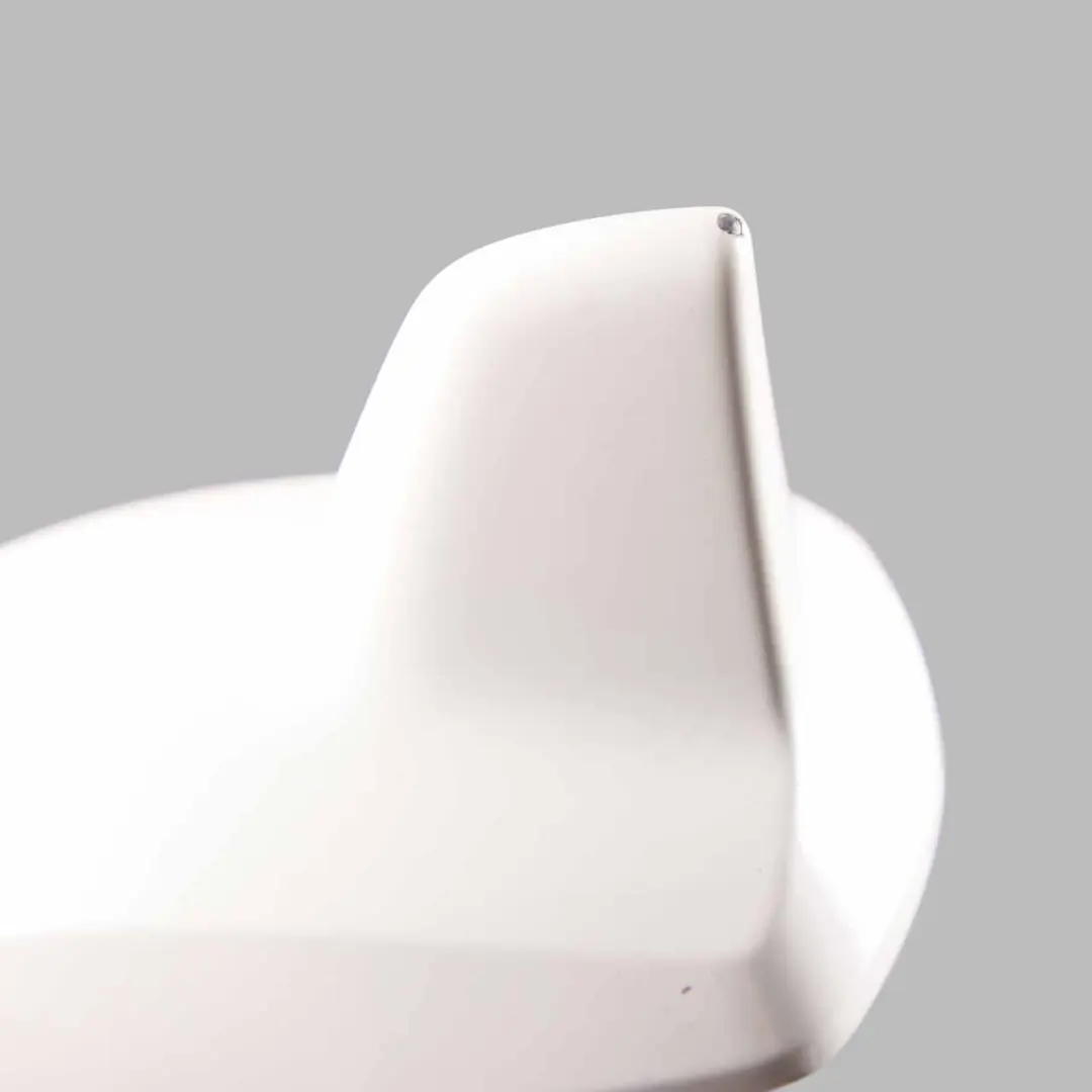 Roof Antenna Shark Trim Cover Calcite White - 650 to Mercedes W212 with Part number A2128270328 Mercedes W212 Roof Antenna Shark Trim Cover Calcite White - 650 - SKU A2128270328-CW - Part number A2128270328