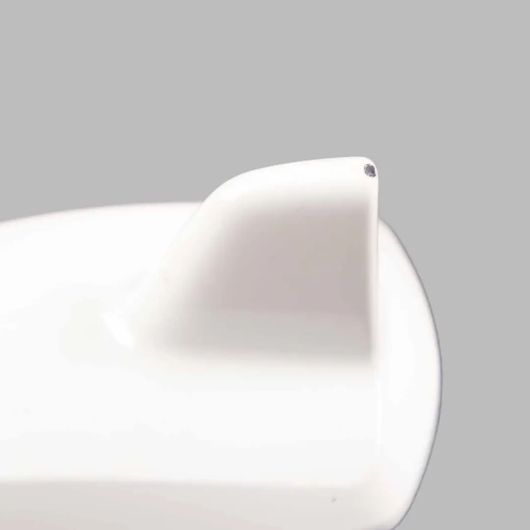 Roof Antenna Shark Trim Cover Calcite White - 650 to Mercedes W212 with Part number A2128270328 Mercedes W212 Roof Antenna Shark Trim Cover Calcite White - 650 - SKU A2128270328-CW - Part number A2128270328