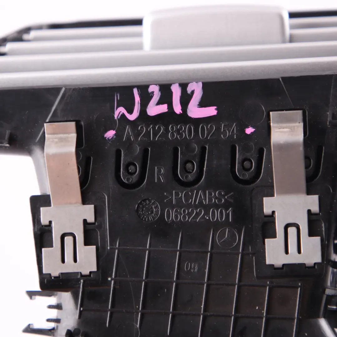 Air Vent Mercedes W212 Fresh Right O/S Dashboard Trim Panel Grille - SKU A2128300254 - Part number A2128300254