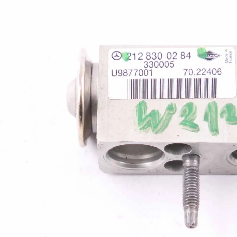 Expansion Valve A/C Air Conditioning Valve Unit to Mercedes W212 with Part number A2128300284 Mercedes W212 Expansion Valve A/C Air Conditioning Valve Unit - SKU A2128300284-1 - Part number A2128300284