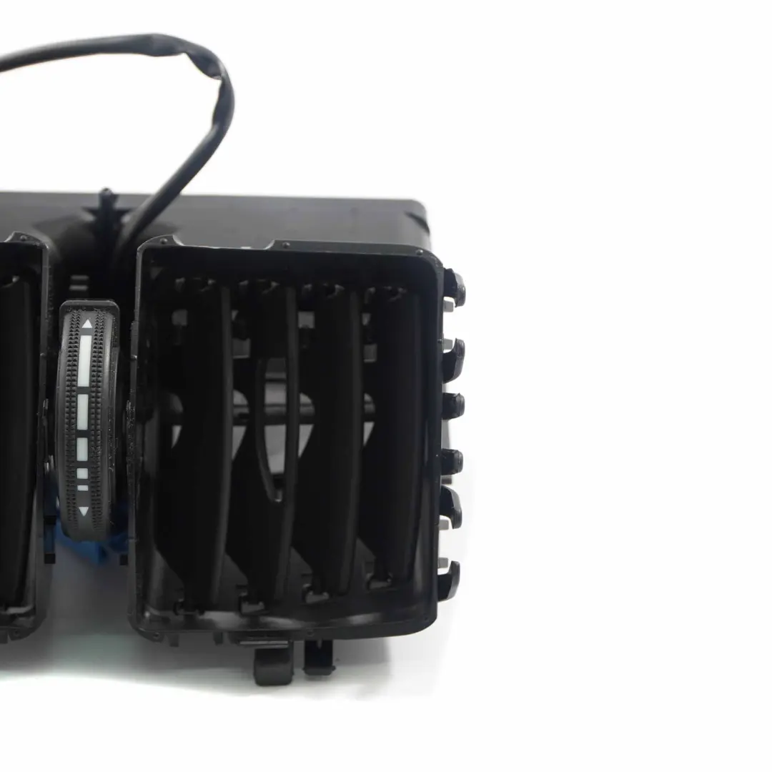 Griglia Bocchetta d'Aria Pannello Cruscotto Centrale A2128302554 per Mercedes W212 con numero di parte A2128300954 Mercedes W212 Griglia Bocchetta d'Aria Pannello Cruscotto Centrale A2128302554 - SKU A2128300954 - Numero di parte A2128300954