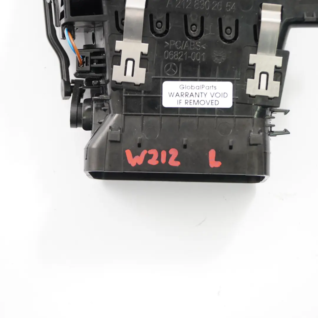 Ventilacion Fresco Salpicadero Izquierdo Embellecedor Panel para Mercedes W212 con número de pieza A2128302654 Mercedes W212 Ventilacion Fresco Salpicadero Izquierdo Embellecedor Panel - SKU A2128302654 - Número de pieza A2128302654