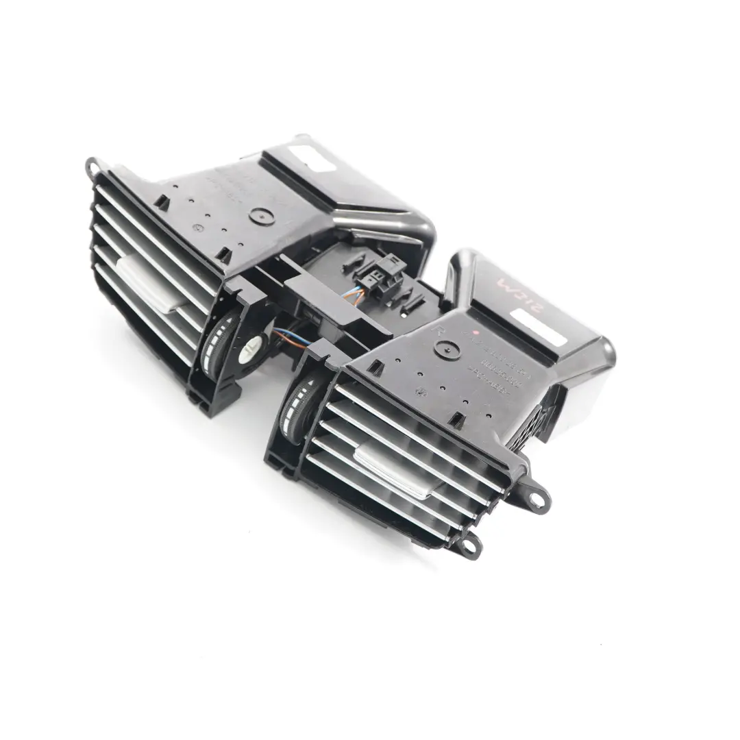 Ventilation Mercedes W212 Centre Tableau Bord Panneau Grille pour Air à propos du numéro de pièce A2128302854 Air Ventilation Mercedes W212 Centre Tableau Bord Panneau Grille - SKU A2128302854 - Numéro de pièce A2128302854