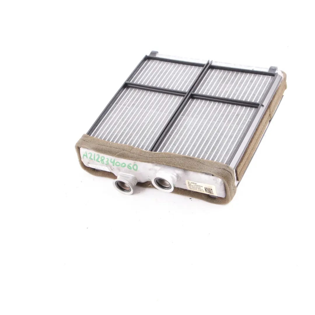W208 W210 Heat Matrix Heat Exchanger Radiator A2108300661 para Mercedes W202 con número de pieza A2128340060 Mercedes W202 W208 W210 Heat Matrix Heat Exchanger Radiator A2108300661 - SKU A2128340060 - Número de pieza A2128340060