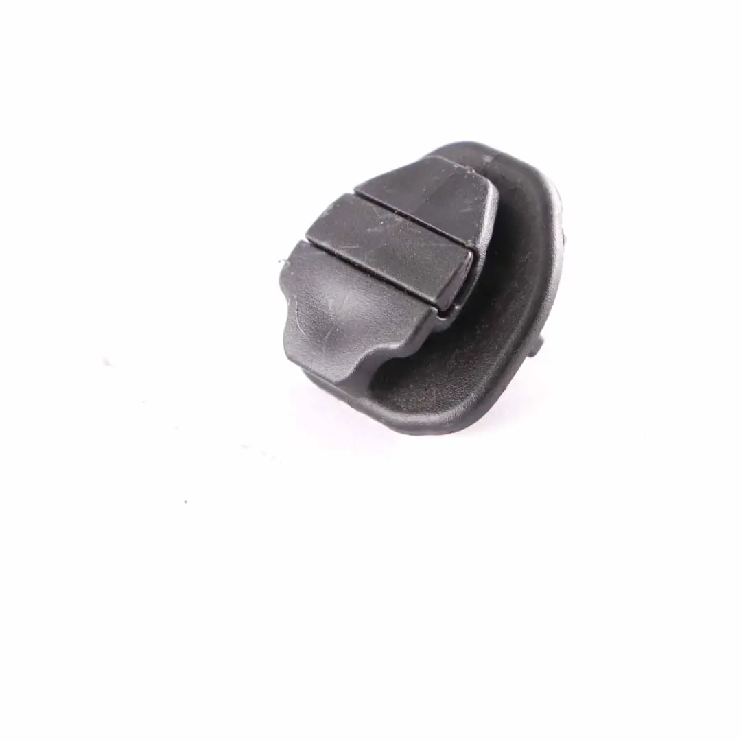 Piano Del Bagagliaio Staffa Di Montaggio per Mercedes W212 con numero di parte A2128600014 Mercedes W212 Piano Del Bagagliaio Staffa Di Montaggio - SKU A2128600014 - Numero di parte A2128600014
